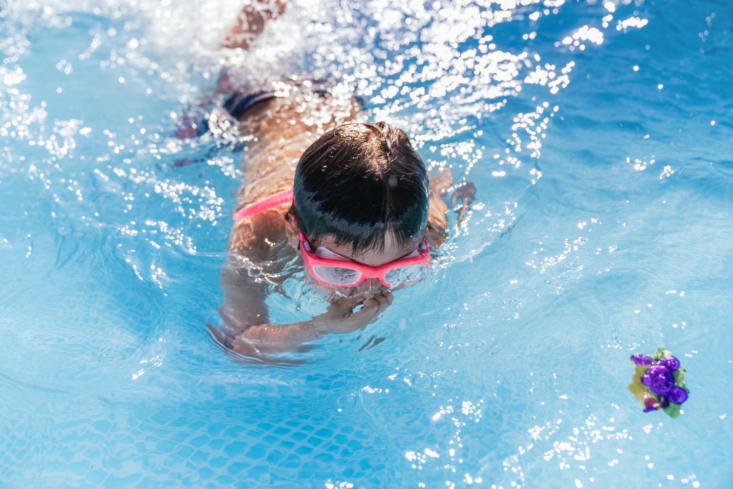 mejores actividades niños natación barcelona