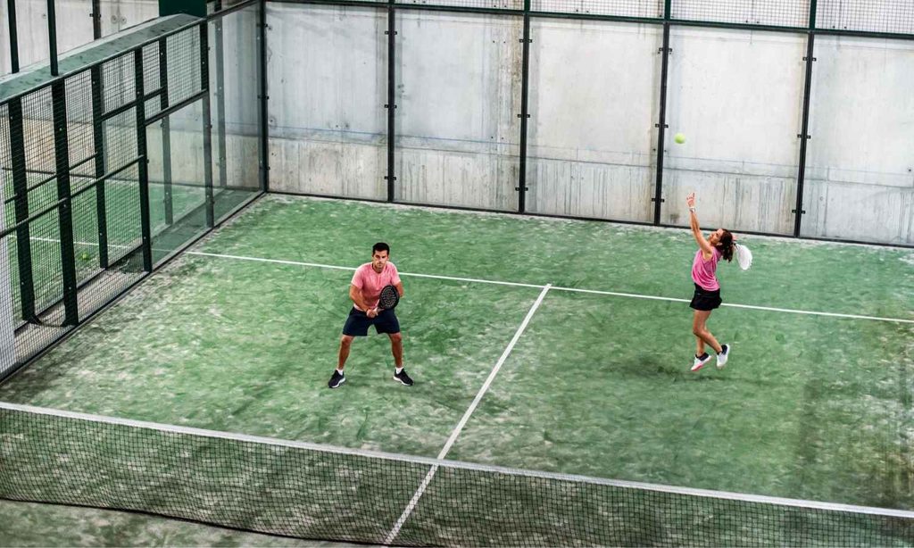 cuanto se tarda en aprender a jugar a padel